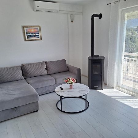 Apartment Tre Strade Baška Voda Esterno foto