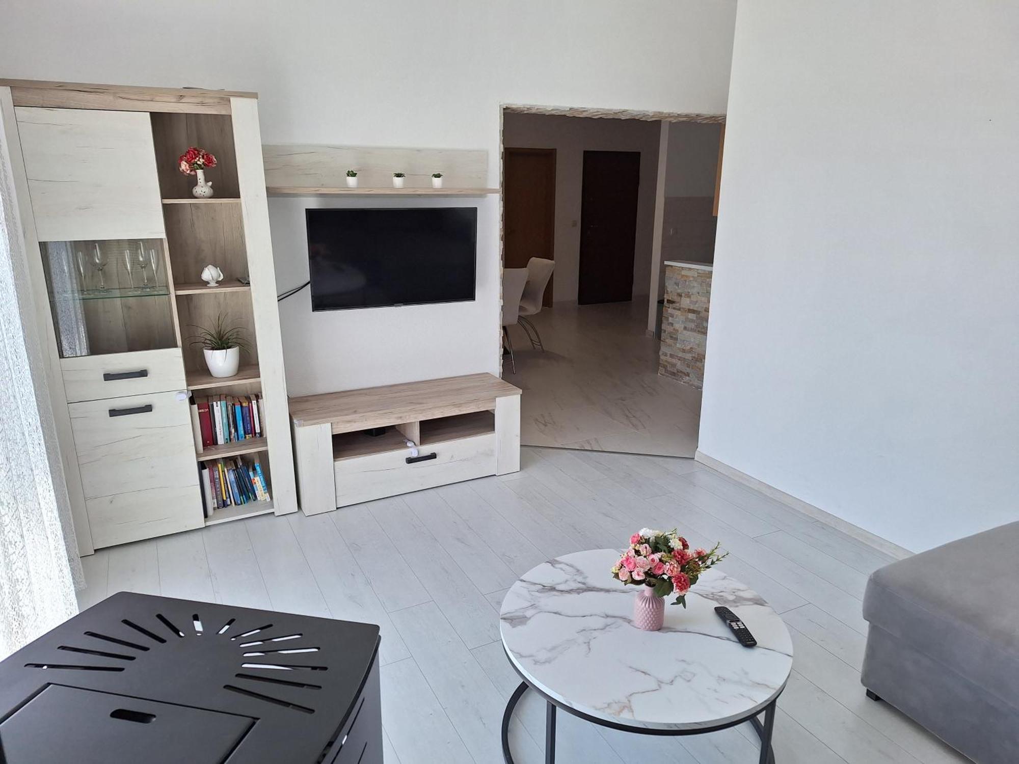 Apartment Tre Strade Baška Voda Esterno foto