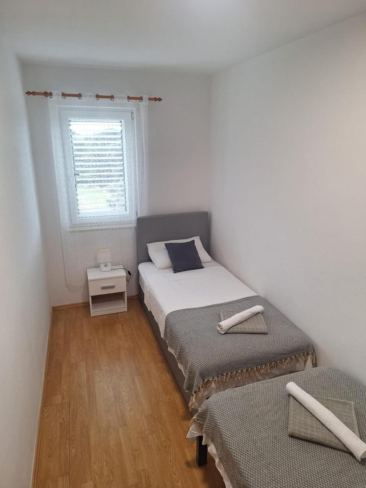 Apartment Tre Strade Baška Voda Esterno foto