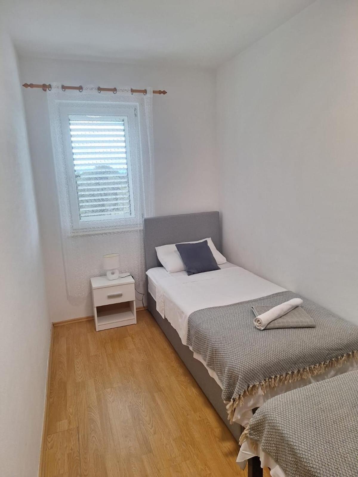 Apartment Tre Strade Baška Voda Esterno foto